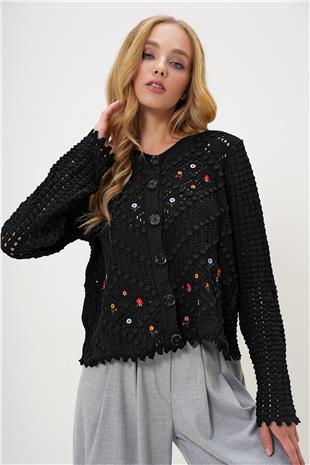 Kadın Siyah Bisiklet Yaka Ajurlu Ve Nakış İşlemeli Nostaljik Triko Hırka ALC-X9897