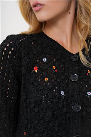 Kadın Siyah Bisiklet Yaka Ajurlu Ve Nakış İşlemeli Nostaljik Triko Hırka ALC-X9897