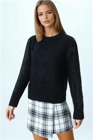 Kadın Siyah Bisiklet Yaka Bel Ve Kolları Ribana Detaylı Püsküllü Triko Kazak VS01046