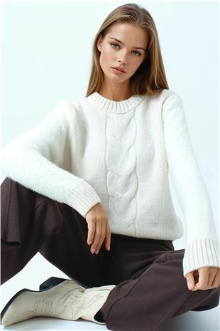 Kadın Ekru Bisiklet Yaka Bel Ve Kolları Ribana Detaylı Püsküllü Triko Kazak VS01046