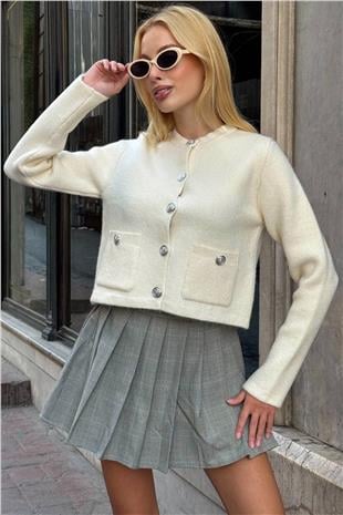 Kadın Krem Bisiklet Yaka Çift Cepli Düğmeli Triko Hırka VS01397