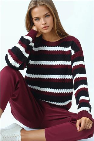 Kadın Bordo Bisiklet Yaka Çizgili Desenli Triko Kazak VS01041