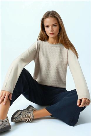 Kadın Bej Bisiklet Yaka Dokulu Örgü Desenli Uzun Kollu Triko Bluz VS01061