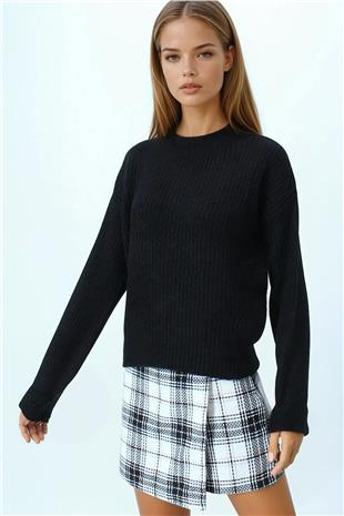 Kadın Siyah Bisiklet Yaka Düz Örgü Triko Kazak VS01045
