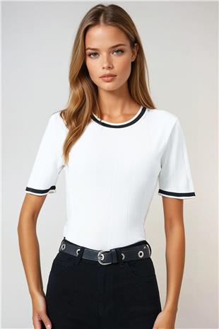 Kadın Beyaz Bisiklet Yaka Kısa Kollu Triko Bluz VS01060