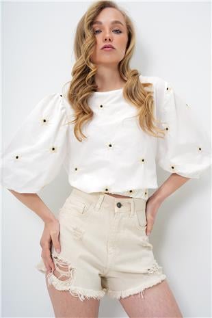 Kadın Beyaz Bisiklet Yaka Outcut Kesim Nakış İşlemeli Crop Keten Bluz ALC-X14106