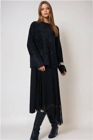 Kadın Siyah Bisiklet Yaka Püsküllü Kazak VS01025