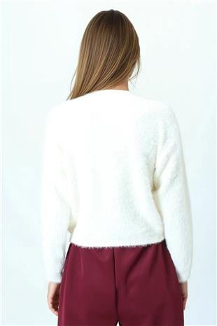 Kadın Ekru Bisiklet Yaka Püsküllü Triko Kazak VS01073