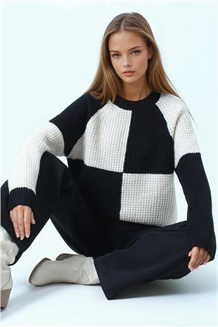 Kadın Siyah Bisiklet Yaka Renk Bloklu Dokulu Triko Kazak VS01039