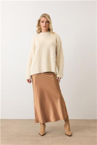 Kadın Krem Bisiklet Yaka Uzun Kollu Tüylü Triko Kazak VS00904