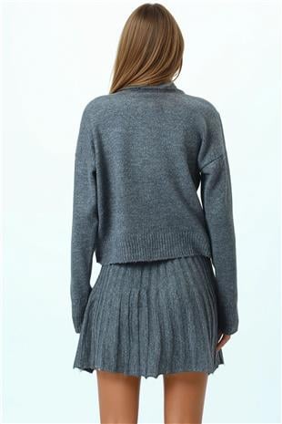 Kadın Antrasit Boğazlı Kazak Ve Beli Lastikli Pileli Mini Etek Triko Takım VS01034