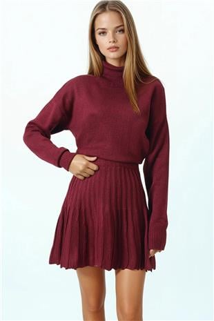 Kadın Bordo Boğazlı Kazak Ve Beli Lastikli Pileli Mini Etek Triko Takım VS01034
