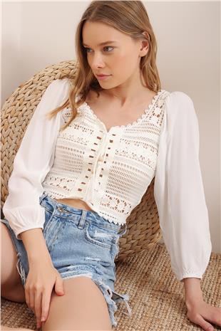 Kadın Beyaz Brit Detaylı Delik İşi Crop Bluz ALC-X6532