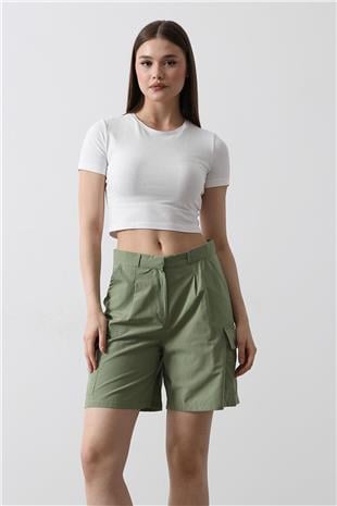 Kadın Haki Çift Cepli Düğme Kapamalı Kargo Cepli Şort VS00472