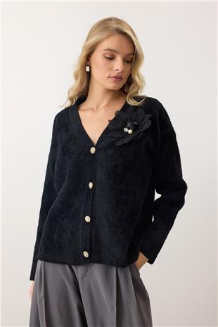 Kadın Siyah Çiçek Aksesuarlı Düğme Kapamalı Derin V Yaka Hırka VS00912