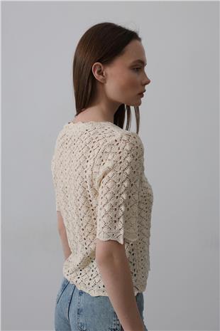 Kadın Ekru Çiçek Detaylı Düğmeli Triko VS00461