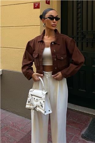 Kadın Kahverengi Çif Cepli Düğme Kapamalı Crop Denim Ceket VS00980