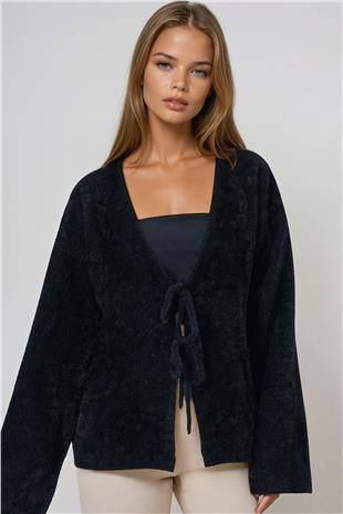 Kadın Siyah Çift Bağcıklı Püsküllü Hırka VS01004