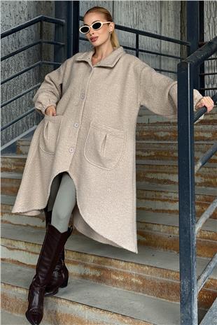 Kadın Bej Çift Cepli Asimetrik Kesim Düğme Kapamalı Astarsız Kaban VS01285