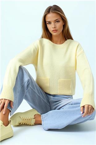 Kadın Sarı Çift Cepli Bisiklet Yaka Triko Kazak VS01055