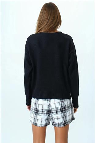 Kadın Siyah Çift Cepli Bisiklet Yaka Triko Kazak VS01055