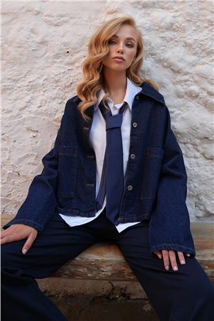 Kadın Koyu Lacivert Çift Cepli Crop Denim Ceket ALC-X14575