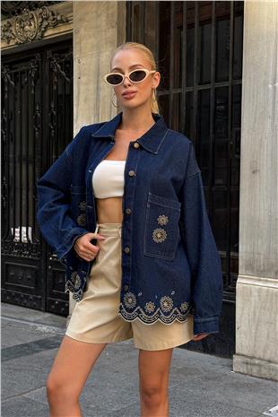 Kadın Lacivert Çift Cepli Düğme Kapamalı Etnik Nakışlı Oversize Jean Ceket VS00713
