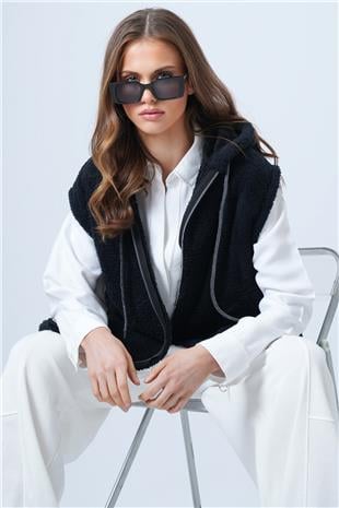 Kadın Siyah Çift Cepli Fermuar Kapamalı Peluş Yelek VS01334