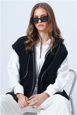 Kadın Siyah Çift Cepli Fermuar Kapamalı Peluş Yelek VS01334