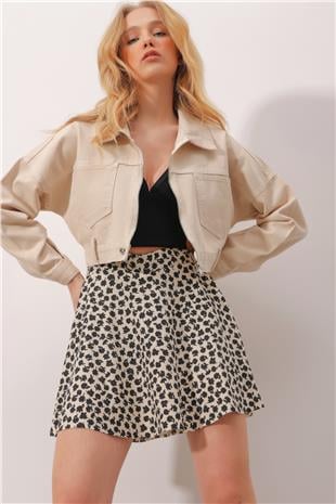 Kadın Bej Çift Cepli Fermuarlı Crop Denim Ceket ALC-X9899