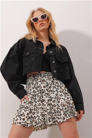 Kadın Siyah Çift Cepli Önü Düğmeli Lazer Kesim Crop Jean Ceket ALC-X9818