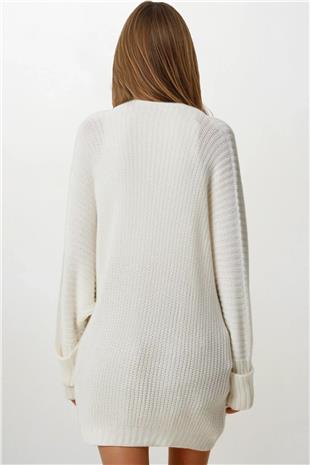 Kadın Ekru Çift Cepli Oversize Triko Hırka VS00737