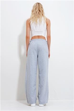 Kadın Gri Çift Cepli Yanları Biyeli Bol Paça Eşofman Altı ALC-X11984