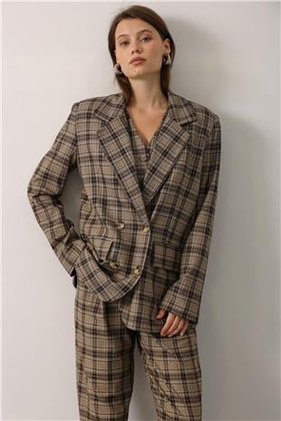 Kadın Bej-Kahve Çift Düğmeli Ekose Desenli Oversize Blazer Ceket VS01147
