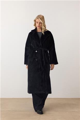 Kadın Siyah Çift Düğmeli Yumuşak Dokulu Kaşe Kaban VS00949