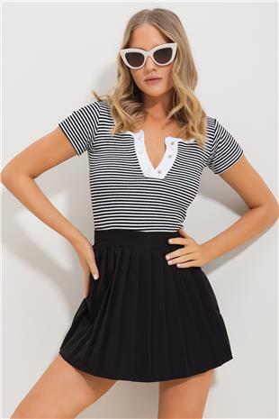 Kadın Beyaz Çıt Çıt Kapamalı Çizgili Crop Örme Bluz ALC-X11552