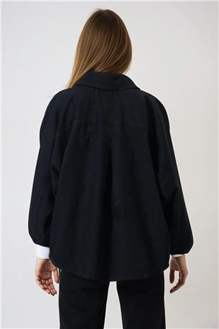 Kadın Siyah Çıtçıt Kapamarlı Önü Kısa Arkası Uzun Yarasa Kol Ceket VS01024