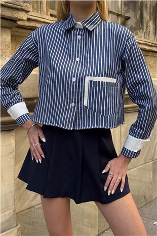 Kadın Lacivert Çizgili Oversize Uzun Kollu Düğmeli Manşet Crop Gömlek VS00952