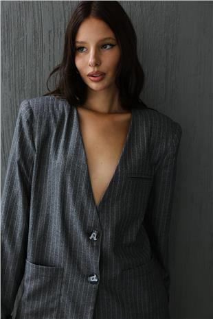 Kadın Gri Dantel Detaylı Derin V Yaka Oversize Çizgili Ceket VS01141