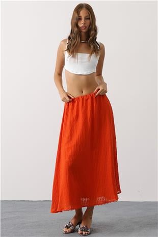 Kadın Kırmızı Dantel Detaylı Uzun Etek VS00628