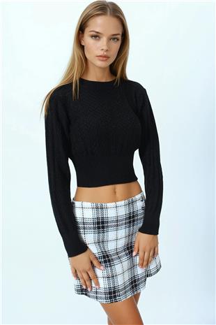 Kadın Siyah Desenli Bisiklet Yaka Uzun Kollu Triko Kazak VS01043