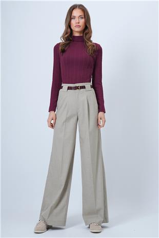 Kadın Bordo Dik Yaka Ajurlu Likralı Triko Kumaş Bluz VS01317