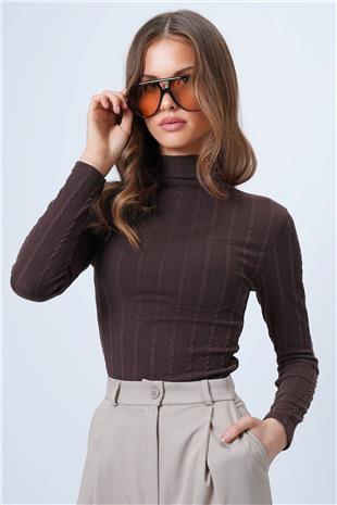 Kadın Kahverengi Dik Yaka Ajurlu Likralı Triko Kumaş Bluz VS01317