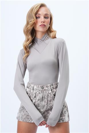 Kadın Gri Dik Yaka Basic Sandy Bluz ALC-X14397