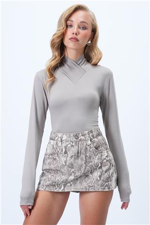 Kadın Gri Dik Yaka Basic Sandy Bluz ALC-X14397