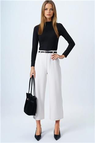 Kadın Siyah Dik Yaka Pamuklu Likralı Basic Bluz VS00848