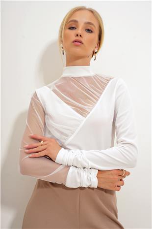 Kadın Beyaz Dik Yaka Tül Detaylı Krep Örme Bluz ALC-X12563