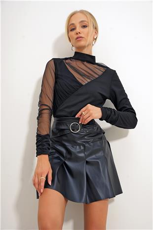 Kadın Siyah Dik Yaka Tül Detaylı Krep Örme Bluz ALC-X12563