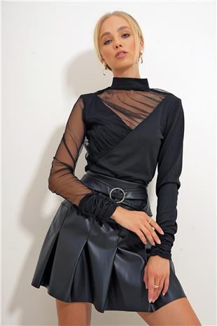 Kadın Siyah Dik Yaka Tül Detaylı Krep Örme Bluz ALC-X12563