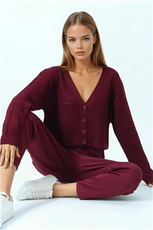 Kadın Bordo Dokulu Örgü Desenli Uzun Kollu Düğmeli Triko Hırka VS01049